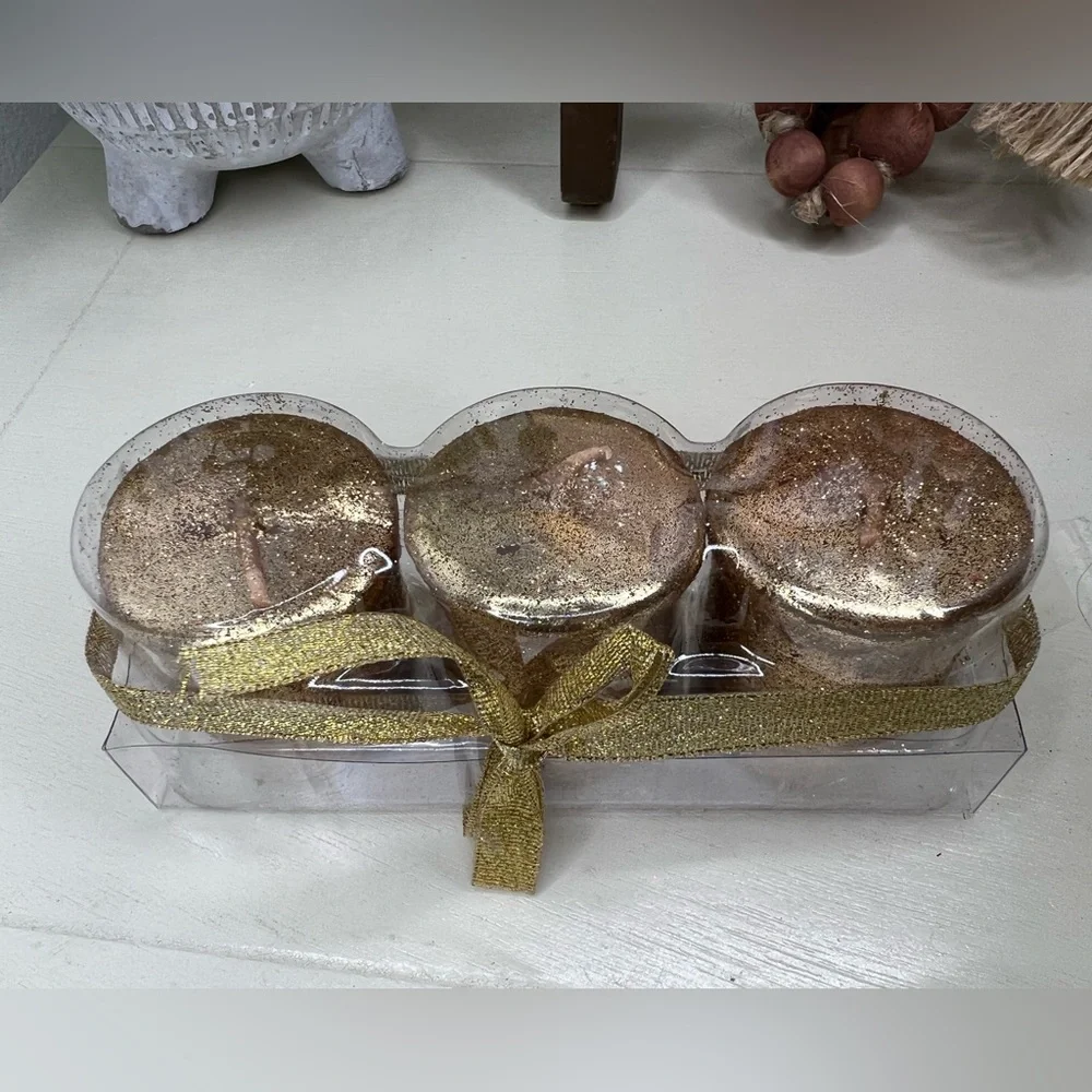 Brand New-Set of 3 Metallic Votives